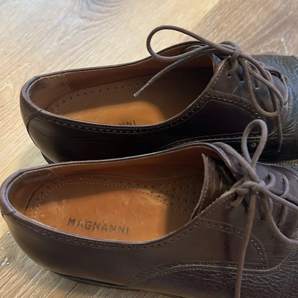 Men's Magnanni Dress Shoes Dark Brown Wing Tip Leather Made In Spain Sz 9